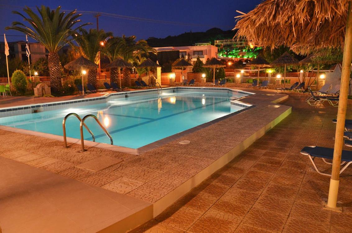 Sunny Garden Hotel Tsilivi  Ngoại thất bức ảnh
