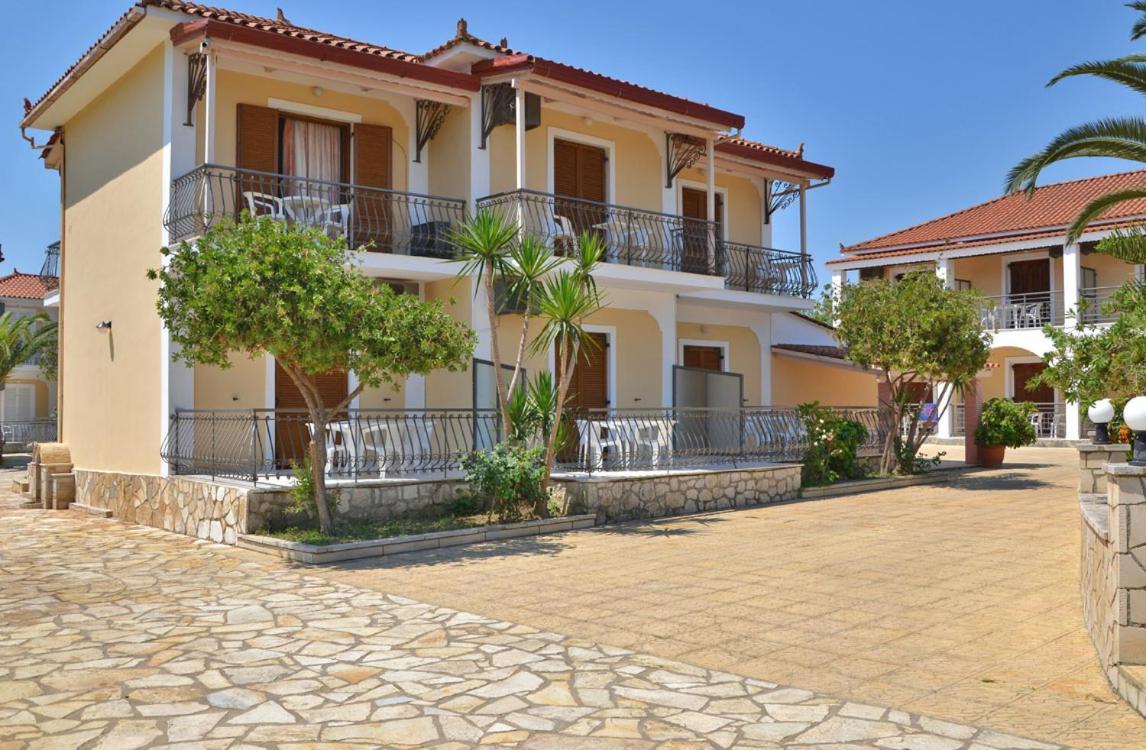 Sunny Garden Hotel Tsilivi  Ngoại thất bức ảnh