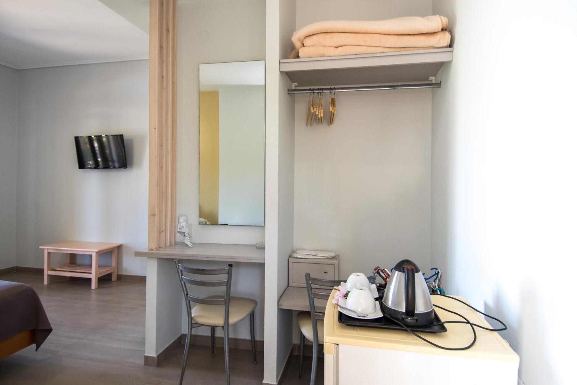 Sunny Garden Hotel Tsilivi  Ngoại thất bức ảnh
