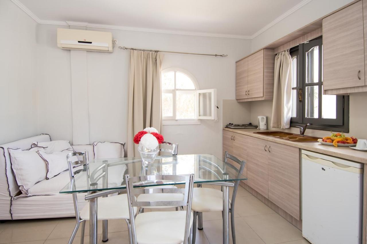 Sunny Garden Hotel Tsilivi  Ngoại thất bức ảnh