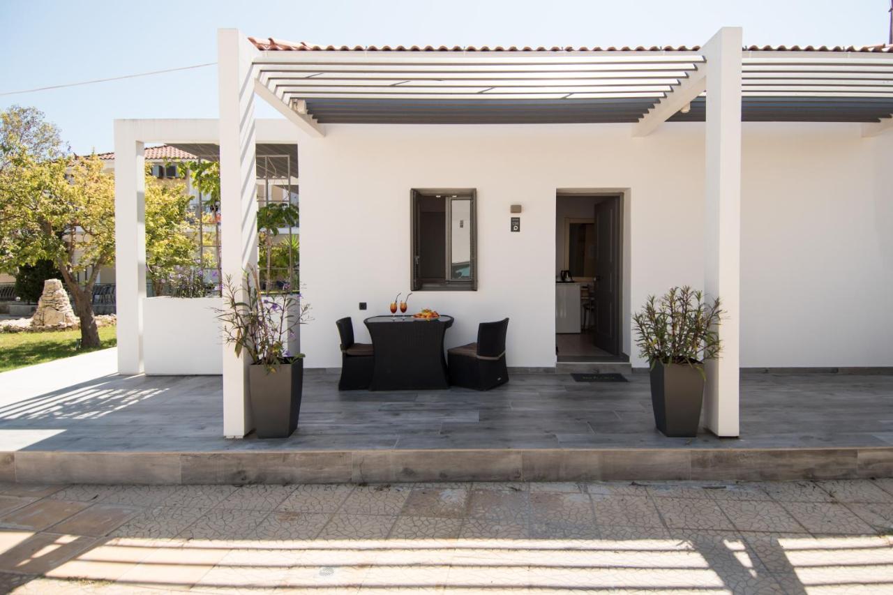 Sunny Garden Hotel Tsilivi  Ngoại thất bức ảnh